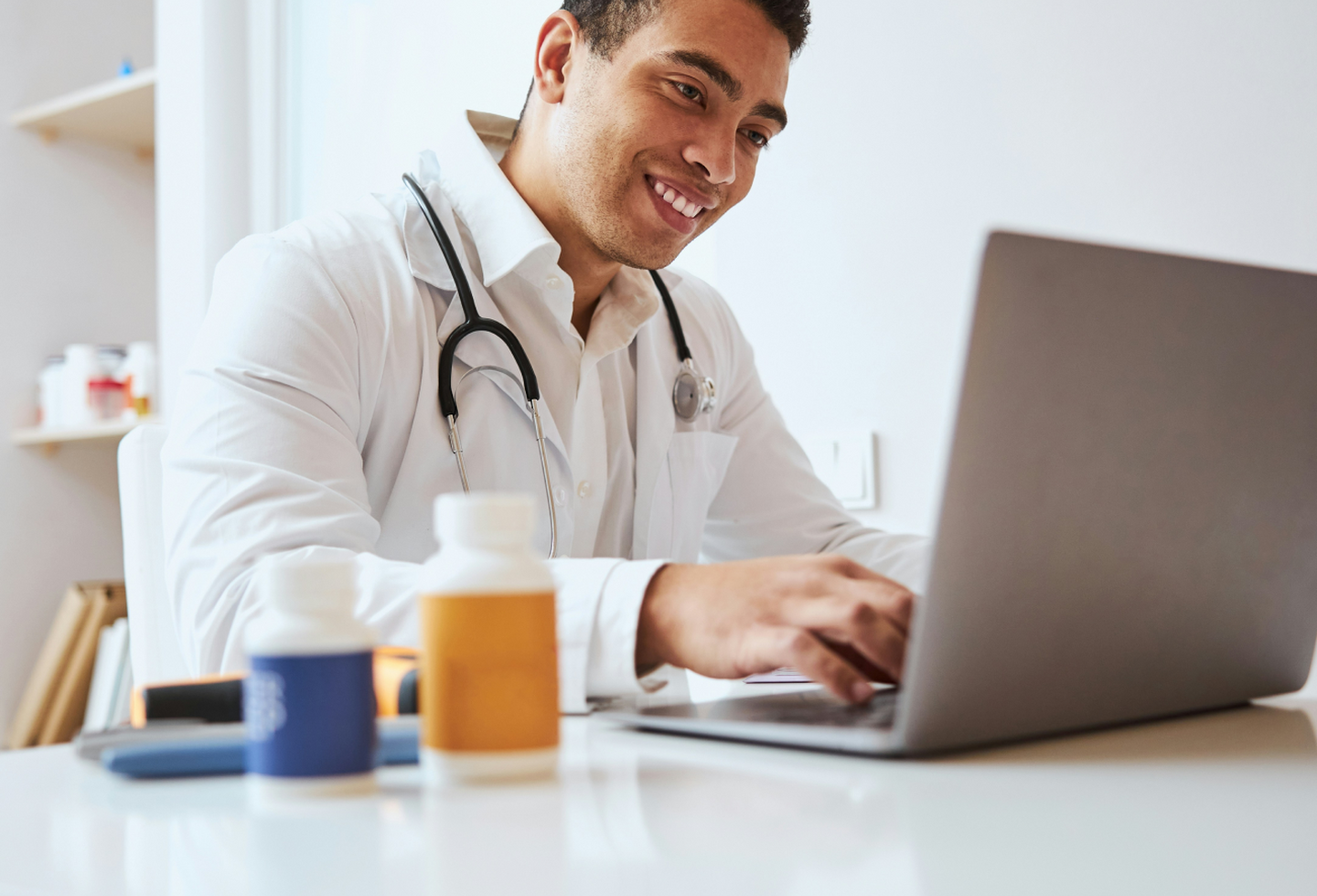 Online Doctor Banner Image